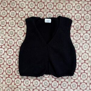Wilfred Women's Black V-Neck Sweater Vest